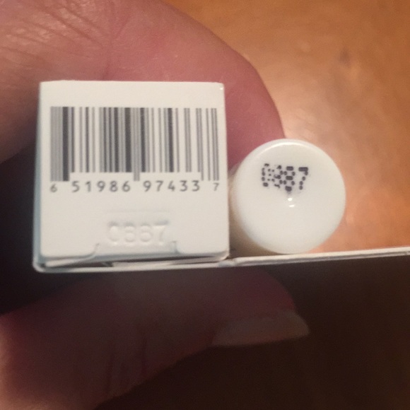 Too Faced Hangover 3-in-1 Primer & Setting Spray - Picture 5 of 7